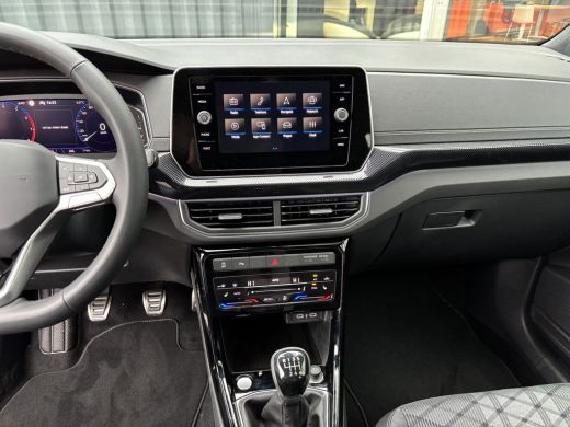 Volkswagen T-Cross R-Line Edition 115 pk 1.0 TSI | 18" LM velgen | Matrix LED | Stoelverwarming ActivLease financial lease