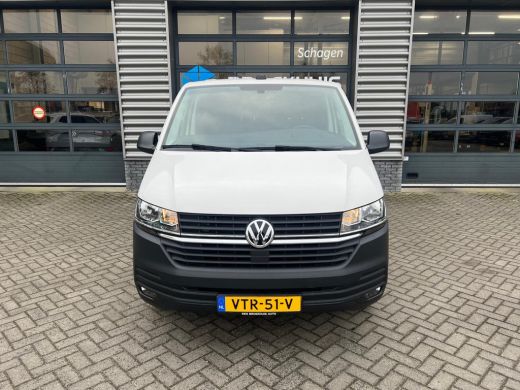 Volkswagen Transporter 2.0 TDI 110 pk L2H1 Comfortline | Trekhaak | Navigatie | Cruise control | ActivLease financial lease