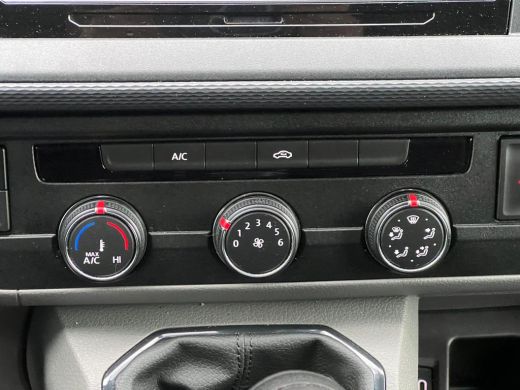 Volkswagen Transporter 2.0 TDI 110 pk L2H1 Comfortline | Trekhaak | Navigatie | Cruise control | ActivLease financial lease
