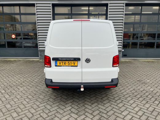 Volkswagen Transporter 2.0 TDI 110 pk L2H1 Comfortline | Trekhaak | Navigatie | Cruise control | ActivLease financial lease