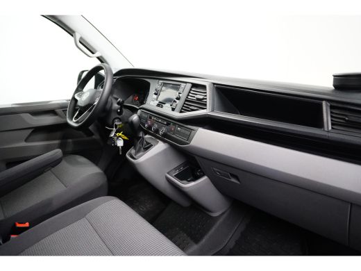 Volkswagen Transporter 2.0 TDI L2H1 150 pk | Standkachel | Trekhaak | Apple Car Play | ActivLease financial lease