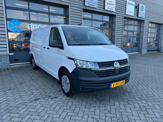 Volkswagen Transporter 2.0 TDI L2H1 150 pk | Standkachel | Trekhaak | Apple Car Play | ActivLease financial lease