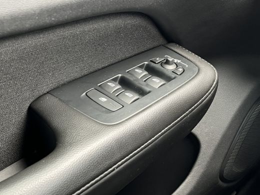 Volvo  V60 2.0 B3 Momentum Advantage ActivLease financial lease