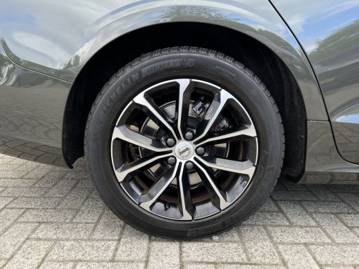 Volvo  V60 2.0 B3 Momentum Advantage ActivLease financial lease