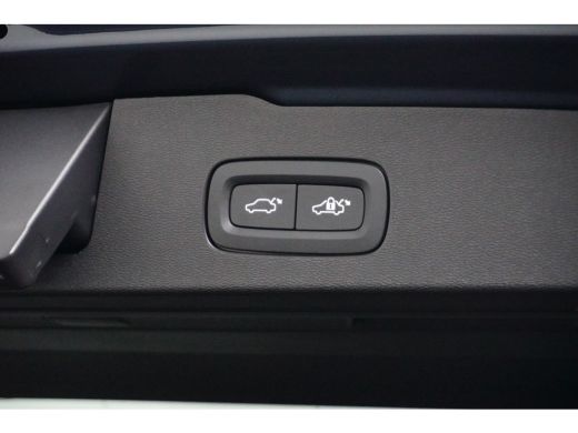 Volvo  V60 2.0 T6 Plug-in hybrid AWD Plus Bright Long Range | Pilot Assist | Trekhaak | Leder | Camera | ActivLease financial lease