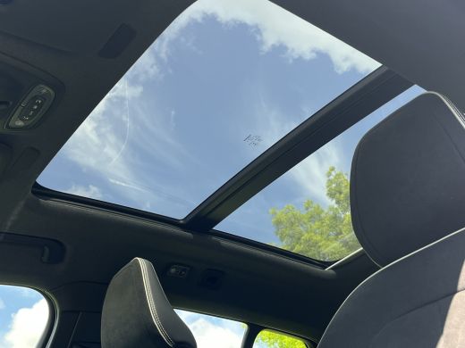 Volvo  XC40 1.5 T2 R-Design | Panoramadak | Trekhaak | Harman/Kardon | 360 Camera | ActivLease financial lease