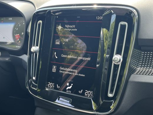 Volvo  XC40 1.5 T2 R-Design | Panoramadak | Trekhaak | Harman/Kardon | 360 Camera | ActivLease financial lease