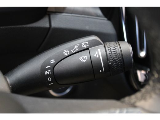 Volvo  XC40 T5 Plug-in hybrid Plus Dark | Trekhaak | Stoelverw. | Power Seats | HK Audio ActivLease financial lease
