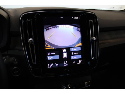 Volvo  XC40 T5 Plug-in hybrid Plus Dark | Trekhaak | Stoelverw. | Power Seats | HK Audio ActivLease financial lease
