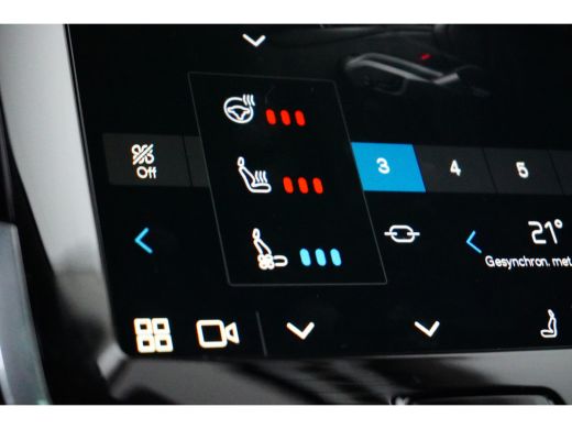 Volvo  XC90 2.0 T8 Recharge AWD Ultimate Dark | Luchtvering | HUD | Trekhaak | B&W | 360 camera | ActivLease financial lease