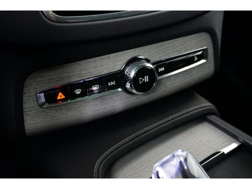 Volvo  XC90 2.0 T8 Recharge AWD Ultimate Dark | Luchtvering | HUD | Trekhaak | B&W | 360 camera | ActivLease financial lease