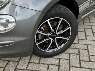 Fiat 500C Cabrio Hybrid CABRIO | Zwarte spiegelkappen | Airco | Digitaal infotaiment | Cruise Control | Blu...