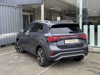 Volkswagen T-Cross R-Line Edition 115 pk 1.0 TSI | 18" LM velgen | Matrix LED | Stoelverwarming