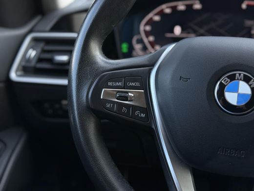 BMW 3 Serie Touring 318d Business Edition | Navi | ECC | Trekhaak | ActivLease financial lease