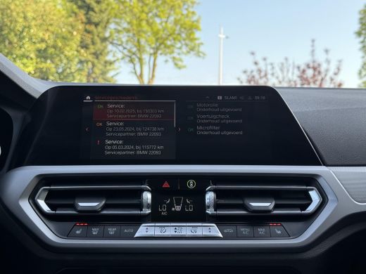 BMW 3 Serie Touring 318d Business Edition | Navi | ECC | Trekhaak | ActivLease financial lease