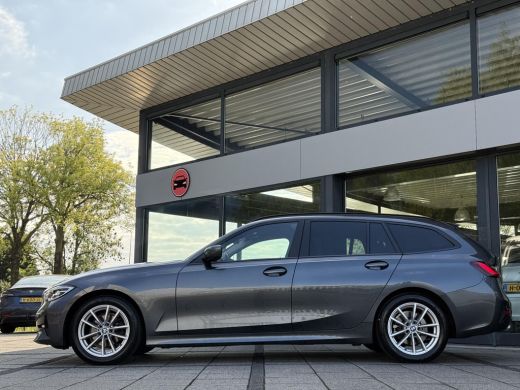 BMW 3 Serie Touring 318d Business Edition | Navi | ECC | Trekhaak | ActivLease financial lease