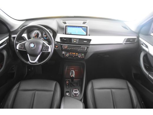 BMW X1 sDrive18i Sport *1ste Eigenaar*Leer*Panoramadak*Parkassist* ActivLease financial lease