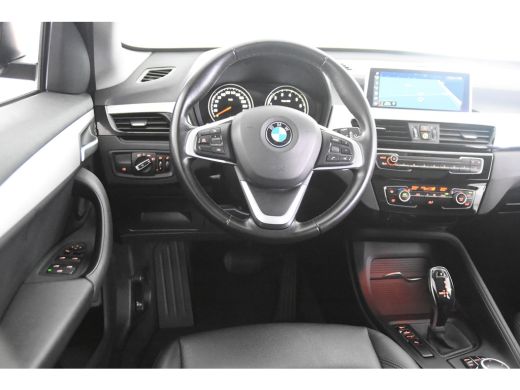 BMW X1 sDrive18i Sport *1ste Eigenaar*Leer*Panoramadak*Parkassist* ActivLease financial lease