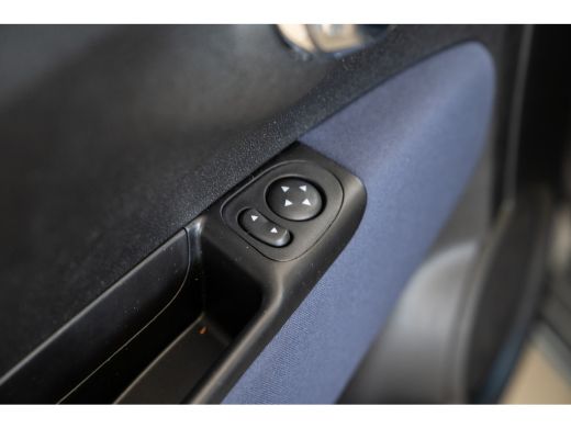Fiat 500 1.0 Hybrid Cult | USB | Airco | 1e Eigenaar | ActivLease financial lease