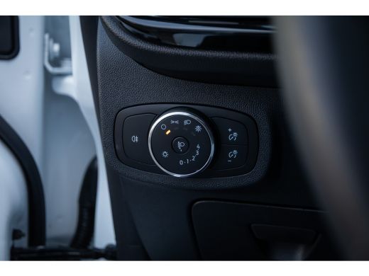 Ford Fiesta 1.0 EcoBoost Titanium | Achteruitrijcamera | Elektrisch glazen panorama-dak ActivLease financial lease