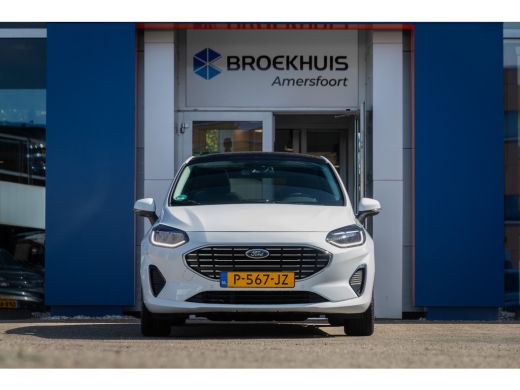 Ford Fiesta 1.0 EcoBoost Titanium | Achteruitrijcamera | Elektrisch glazen panorama-dak ActivLease financial lease