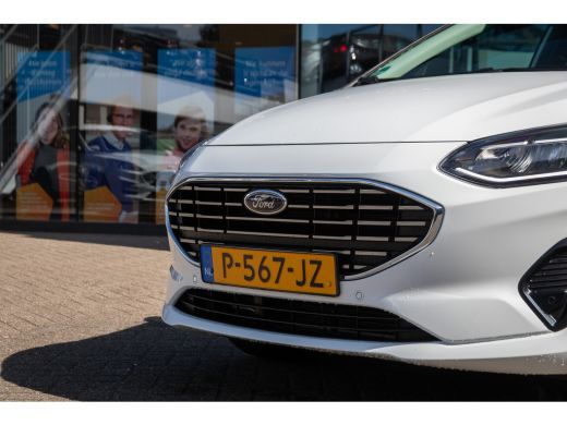 Ford Fiesta 1.0 EcoBoost Titanium | Achteruitrijcamera | Elektrisch glazen panorama-dak ActivLease financial lease