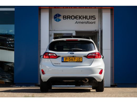 Ford Fiesta 1.0 EcoBoost Titanium | Achteruitrijcamera | Elektrisch glazen panorama-dak ActivLease financial lease