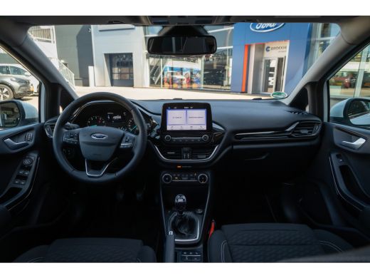 Ford Fiesta 1.0 EcoBoost Titanium | Achteruitrijcamera | Elektrisch glazen panorama-dak ActivLease financial lease