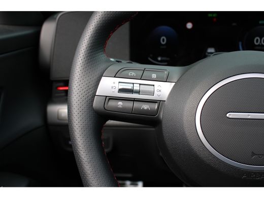 Hyundai KONA 1.6 GDI HEV N Line Sky | DEMO | Open dak | 360 Graden camera | Elektrisch bedienbare voorstoelen ... ActivLease financial lease