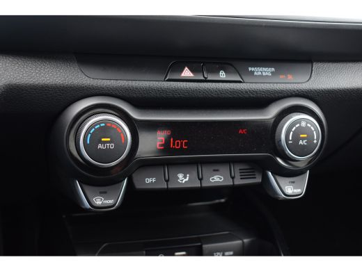 Kia Stonic 1.0 T-GDi DynamicPlusLine | Trekhaak | Apple CarPlay | Camera | Climate ActivLease financial lease