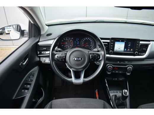 Kia Stonic 1.0 T-GDi DynamicPlusLine | Trekhaak | Apple CarPlay | Camera | Climate ActivLease financial lease