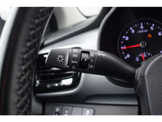 Kia Stonic 1.0 T-GDi DynamicPlusLine | Trekhaak | Apple CarPlay | Camera | Climate ActivLease financial lease