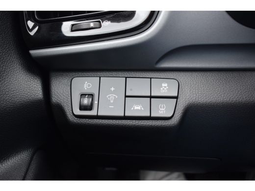 Kia Stonic 1.0 T-GDi DynamicPlusLine | Trekhaak | Apple CarPlay | Camera | Climate ActivLease financial lease