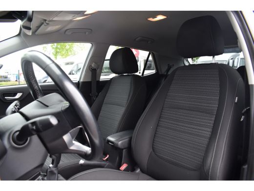 Kia Stonic 1.0 T-GDi DynamicPlusLine | Trekhaak | Apple CarPlay | Camera | Climate ActivLease financial lease