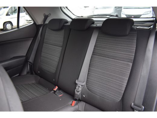 Kia Stonic 1.0 T-GDi DynamicPlusLine | Trekhaak | Apple CarPlay | Camera | Climate ActivLease financial lease