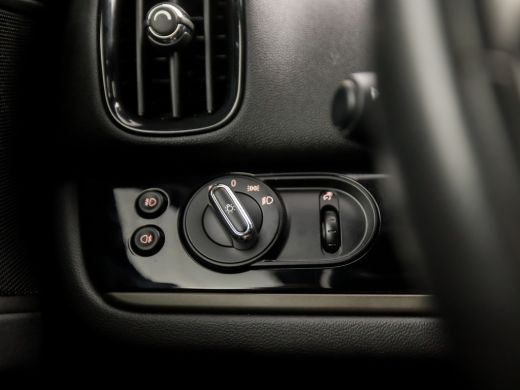 Mini Countryman 2.0 Cooper S Chili 192Pk Automaat (GROOT NAVI, CLIMATE, LEDER, STOELVERWARMING, SPORTSTOELEN, LED... ActivLease financial lease