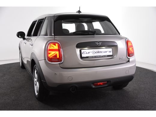 Mini Mini 1.5 One *1ste Eigenaar*Navigatie*Stoelverwarming*Parkassist* ActivLease financial lease