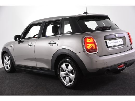 Mini Mini 1.5 One *1ste Eigenaar*Navigatie*Stoelverwarming*Parkassist* ActivLease financial lease