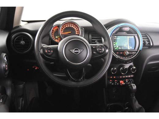 Mini Mini 1.5 One *1ste Eigenaar*Navigatie*Stoelverwarming*Parkassist* ActivLease financial lease