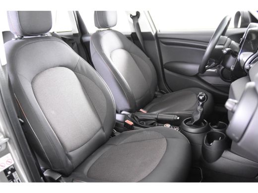 Mini Mini 1.5 One *1ste Eigenaar*Navigatie*Stoelverwarming*Parkassist* ActivLease financial lease