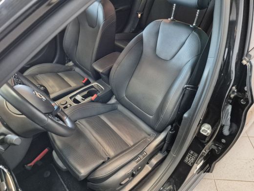 Opel Astra 1.2 Ultimate Leer | Navigatie | Massage stoel, gekoeld en verwarmd | AGR stoelen | Camera | ActivLease financial lease