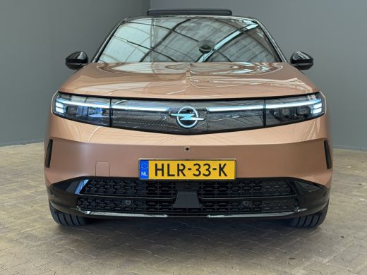 Opel Grandland GS 73 kWh | Focal | Pano | 20 '' LMV | Stoel- + Stuurverwarming | Audio installatie premium | Ele... ActivLease financial lease