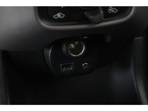 Peugeot 108 1.0 e-VTi Active AIRCO | ELEKTRISCHE RAMEN VOOR | BLUETOOTH | 5-DEURS ActivLease financial lease