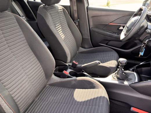 Peugeot 208 1.2 PureTech Active Pack | Airco | Cruise control | DAB ontvanger ActivLease financial lease