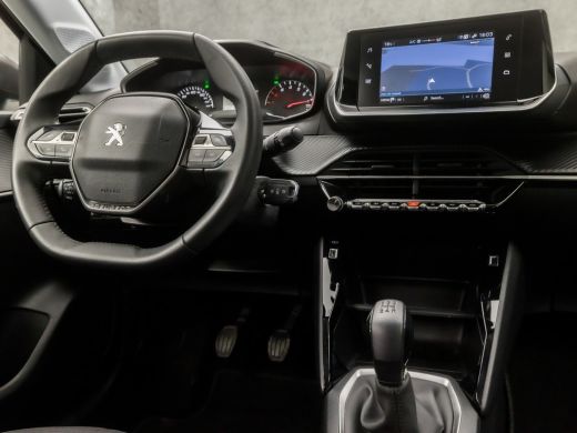 Peugeot 208 1.2 PureTech Sport (APPLE CARPLAY, GROOT NAVI, PARKEERSENSOREN, SPORTSTOELEN, LM VELGEN, LANE ASS... ActivLease financial lease