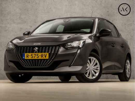 Peugeot 208 1.2 PureTech Sport (APPLE CARPLAY, GROOT NAVI, SPORTSTOELEN, DAB+, CRUISE, LANE ASSIST, NIEUWSTAAT) Peugeot 208 1.2 PureTech Sport (APPLE CARPLAY, GROOT NAVI, SPORTSTOELEN, DAB+, CRUISE, LANE ASSIST, NIEUWSTAAT)