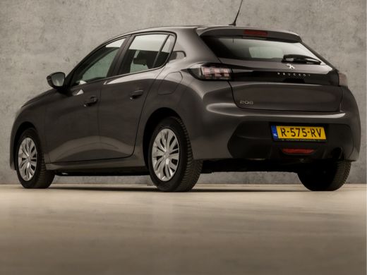 Peugeot 208 1.2 PureTech Sport (APPLE CARPLAY, GROOT NAVI, SPORTSTOELEN, DAB+, CRUISE, LANE ASSIST, NIEUWSTAAT) ActivLease financial lease