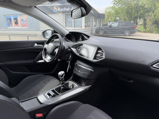 Peugeot 308 SW 1.5 BlueHDi 130pk Premium | Navi  | Camera | Panorama | Trekhaak | ActivLease financial lease