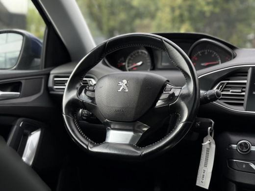 Peugeot 308 SW 1.5 BlueHDi 130pk Premium | Navi  | Camera | Panorama | Trekhaak | ActivLease financial lease