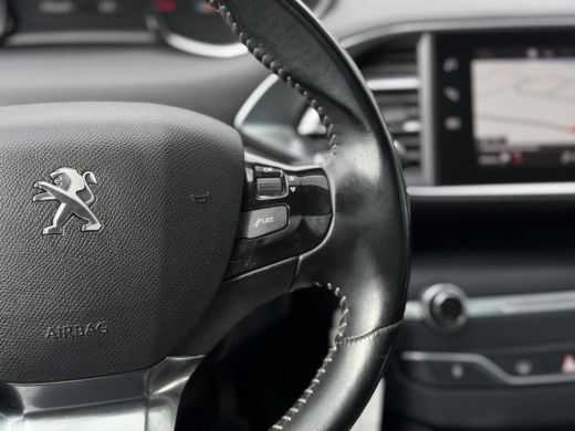 Peugeot 308 SW 1.5 BlueHDi 130pk Premium | Navi  | Camera | Panorama | Trekhaak | ActivLease financial lease